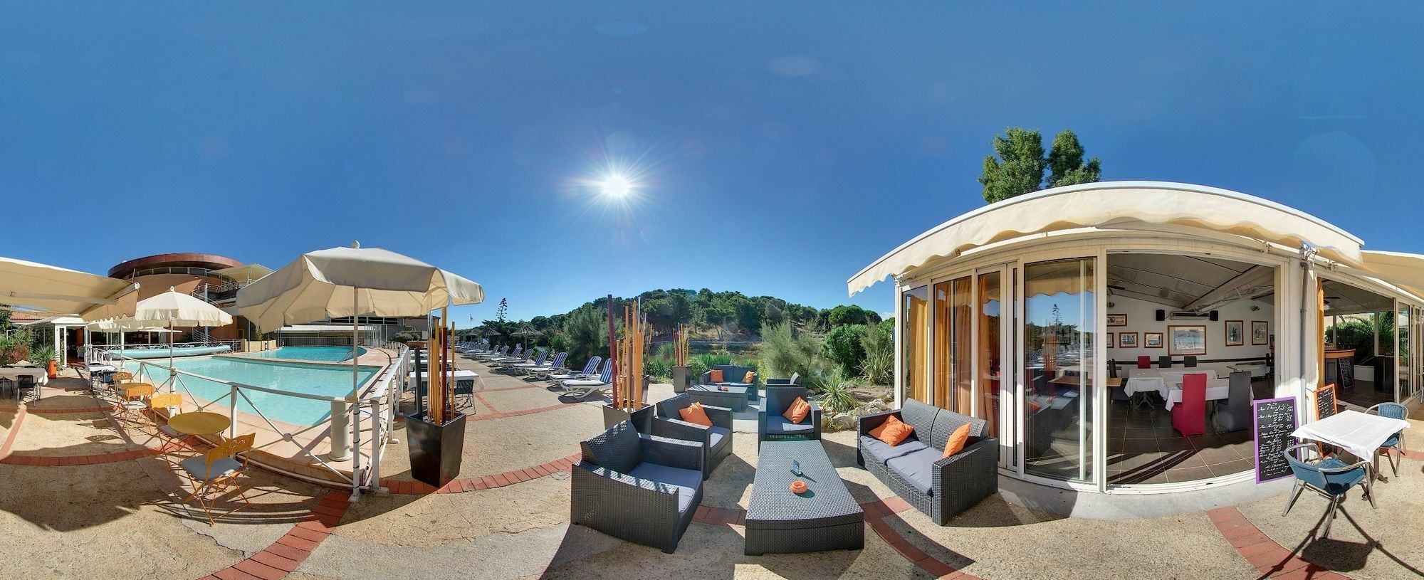 Hotel Le Phoebus Garden & Spa Gruissan Esterno foto