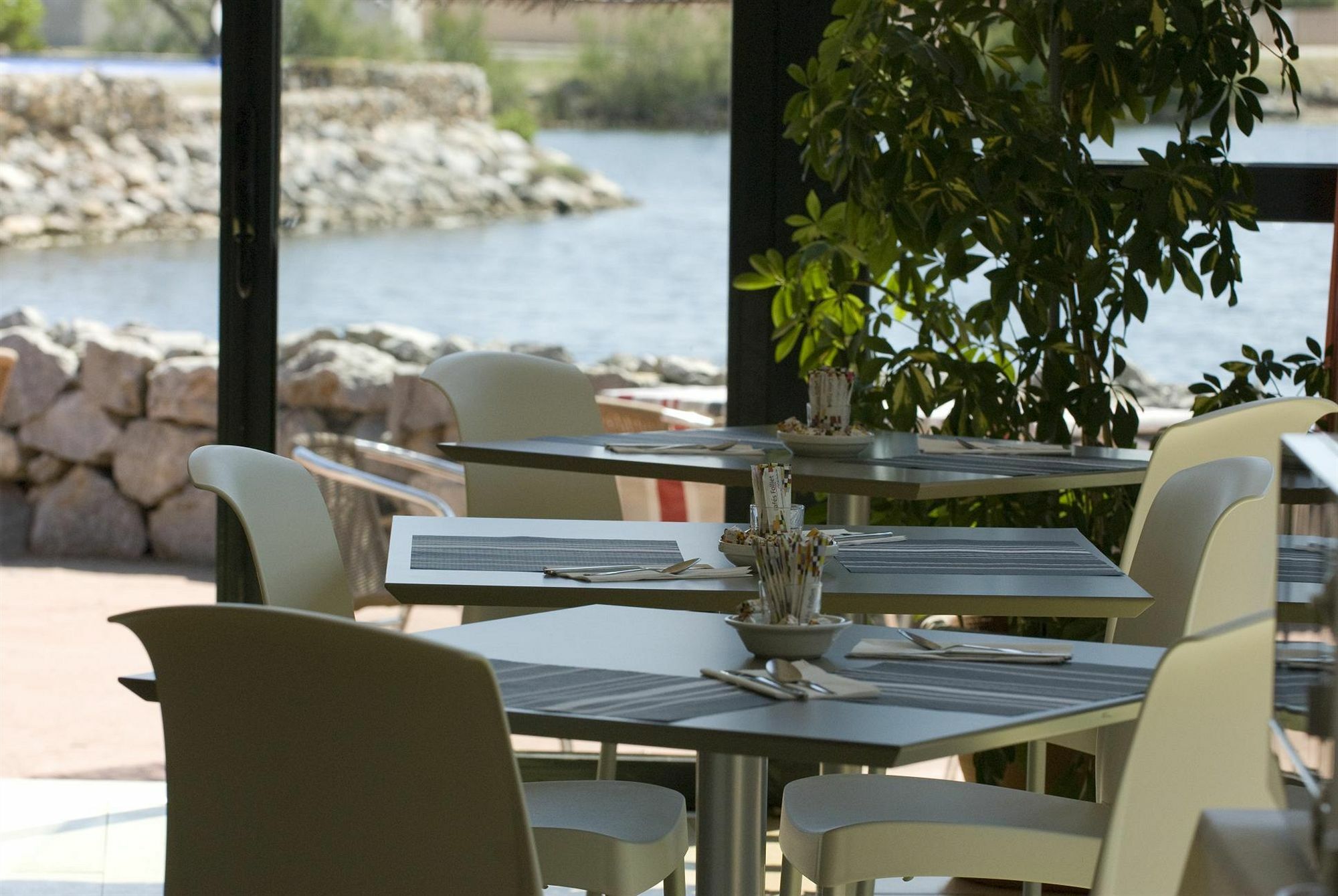 Hotel Le Phoebus Garden & Spa Gruissan Esterno foto